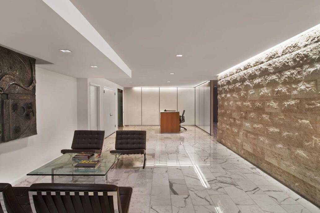 Bank Leumi headquarters 2low uai